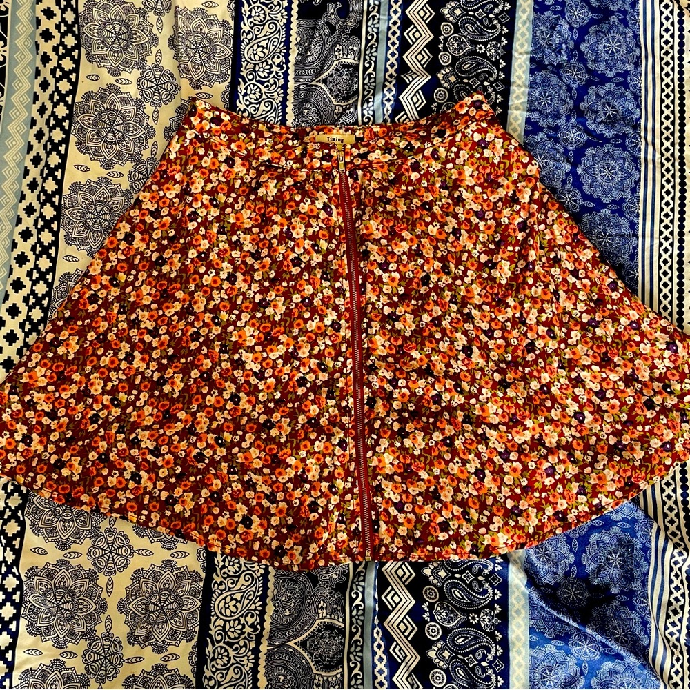 Womens size small skirt